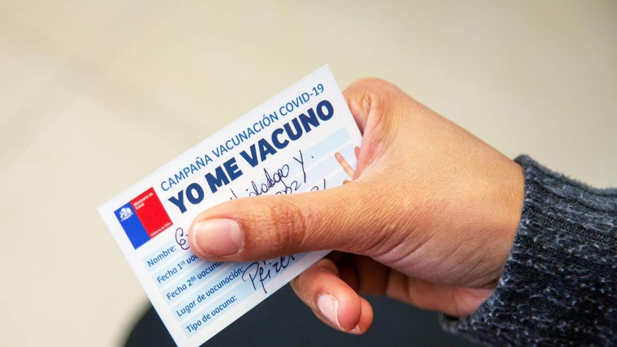Vacunación en Chile. Fuente: (Twitter)