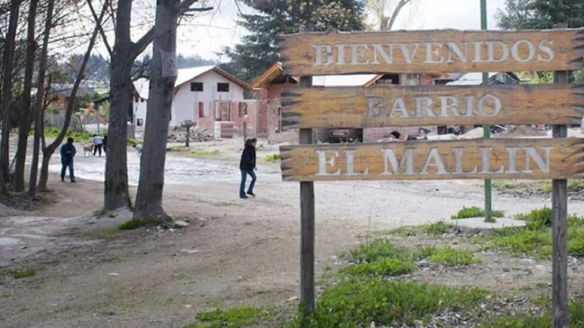El operativo se realizó en el barrio El Mallín de Villa la Angostura. Fuente: (Minuto Neuquén)