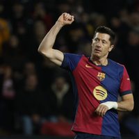 Barcelona anota cuatro goles en 24 minutos y aplasta 7-1 a Valencia en la Liga de España