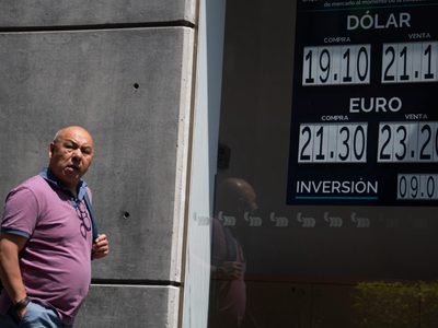 Peso gana terreno tras anuncio de los aranceles recíprocos de Trump