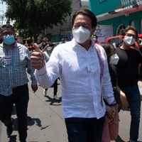Mario Delgado reprende a su hijo por hacer proselitismo en favor de Morena (Video)