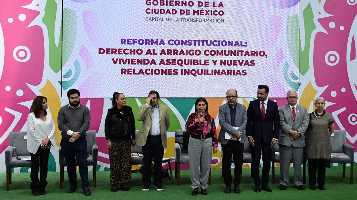 Clara Brugada durante la presentación de la reforma constitucional: derecho al arraigo comunitario, vivienda asequible y nuevas relaciones inquilinarias