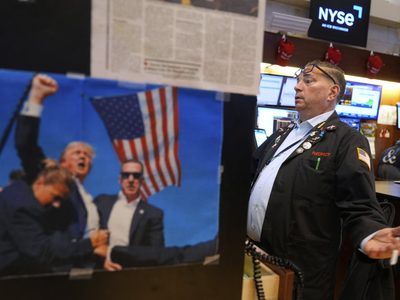 Dow pierde 1.200 puntos mientras Wall Street lidera caída mundial tras impacto de aranceles de Trump