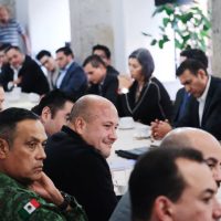 Gobernador de Jalisco prevé intervenir 12 policías municipales ante secuestros