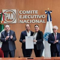Cortés advierte: reforma eléctrica de AMLO no pasará y el PAN prepara su iniciativa