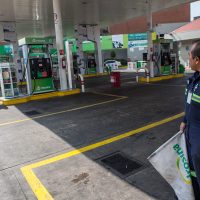 Expendedores de combustibles también descartan nuevo 'gasolinazo” en enero