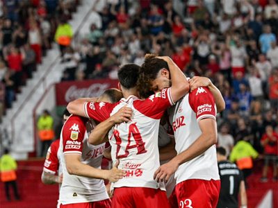 Huracán volvió a ganar ante Banfield y complicó al Taladro y a Boca