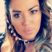 ¡Siempre preparada! Karina Jelinek no pierde el glamour ni siquiera en cuarentena