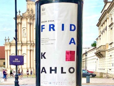 Celebran Polonia y México 95 años de amistad con exposición de Frida Kahlo