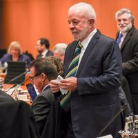 Lula se somete a una segunda operación tras golpe en la cabeza