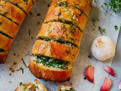 Pan de ajo keto: crocante, más sano y perfecto para picotear a la tarde