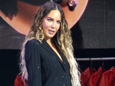 ¡DE PLÁSTICO! Belinda impactó en las redes con su nueva imagen. ¡Mirá!