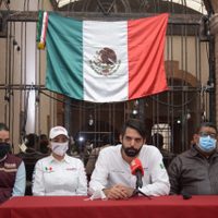 Attolini impugna acuerdo del INE sobre paridad de género para dirigencia de Morena