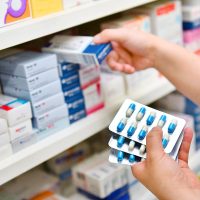 El Gobierno recibe a laboratorios: qué pasará con el precio de los medicamentos