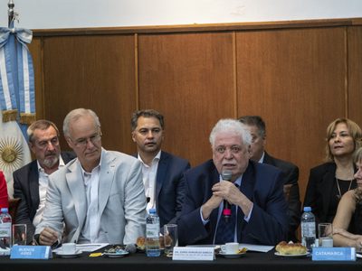 Ginés González García se reunió en el norte para combatir el dengue