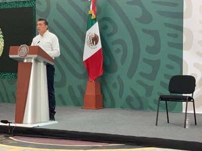 Con AMLO retenido por la CNTE, Rutilio Escandón elogia la vocación del presidente para dialogar