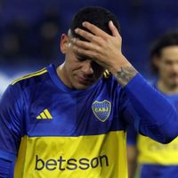Se volvió viral: el reclamo cara a cara de un hincha de Boca a Marcos Rojo