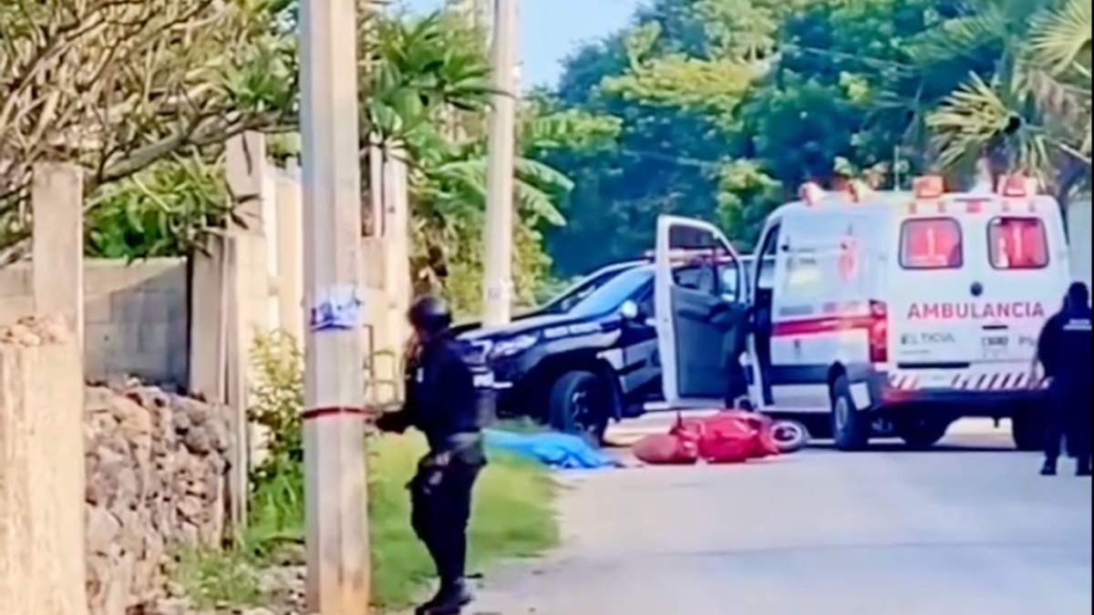 La mujer estaba circulando en una motocicleta cuando su expareja sentimental, quien también iba en otra moto se le emparejó, detuvo y descendió del vehículo para lesionarla