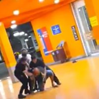 Un hombre afrodescendiente falleció tras paliza en un supermercado en Brasil: quedó todo registrado