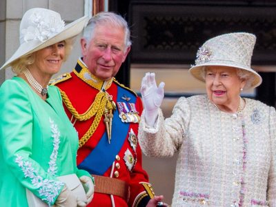 Otro golpe a la reina Isabel II: el príncipe Carlos y Camila de Cornualles enfrentan el peor rumor