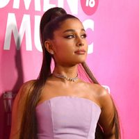 Ariana Grande dejó en shock a sus fans con polémico posteo. ¿¡Qué hizo!?