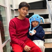 El niño Liam Conejo y su padre regresan a Minnesota tras ser liberados de centro del ICE en Texas