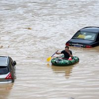 Al menos 25 muertos por las inundaciones en China: declararon situación de emergencia