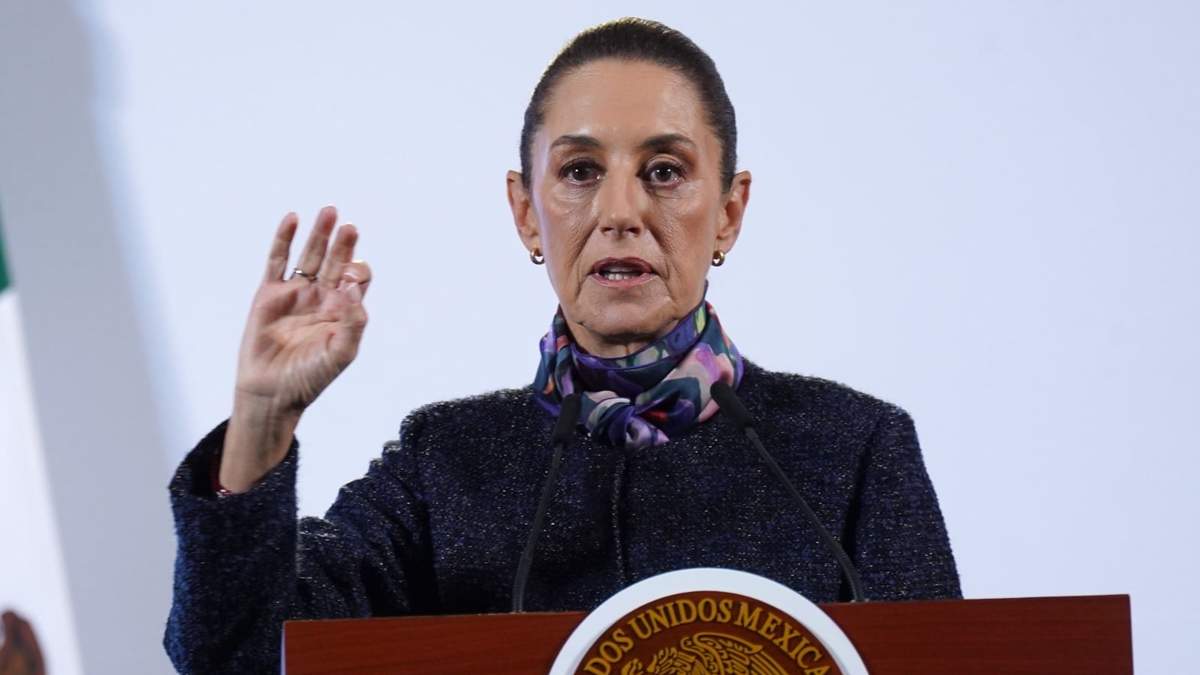 La presidenta en Palacio Nacional durante la "mañanera del pueblo"