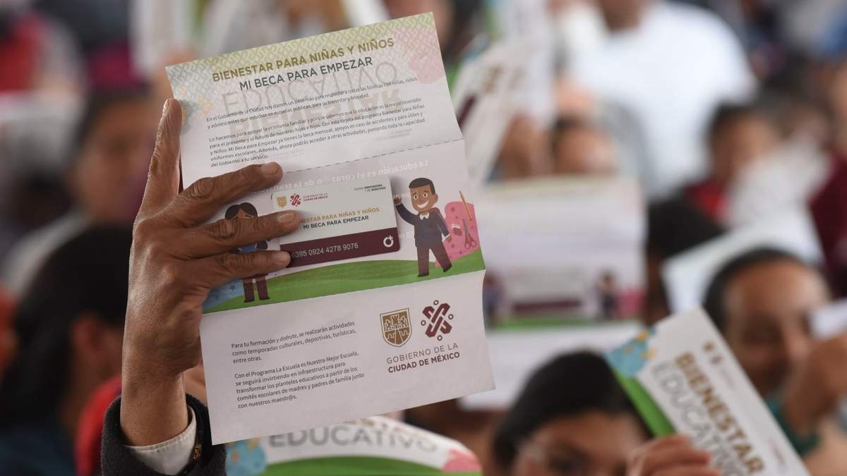 Tarjetas de "Mi beca para empezar"