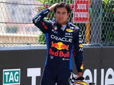 Momento delicado: el motivo por el que Checo Pérez aún no es despedido de Red Bull