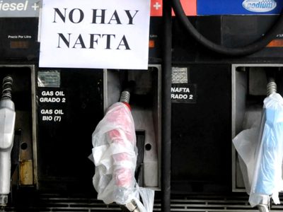 Peligra el abastecimiento de combustibles por un paro de camioneros en Neuquén