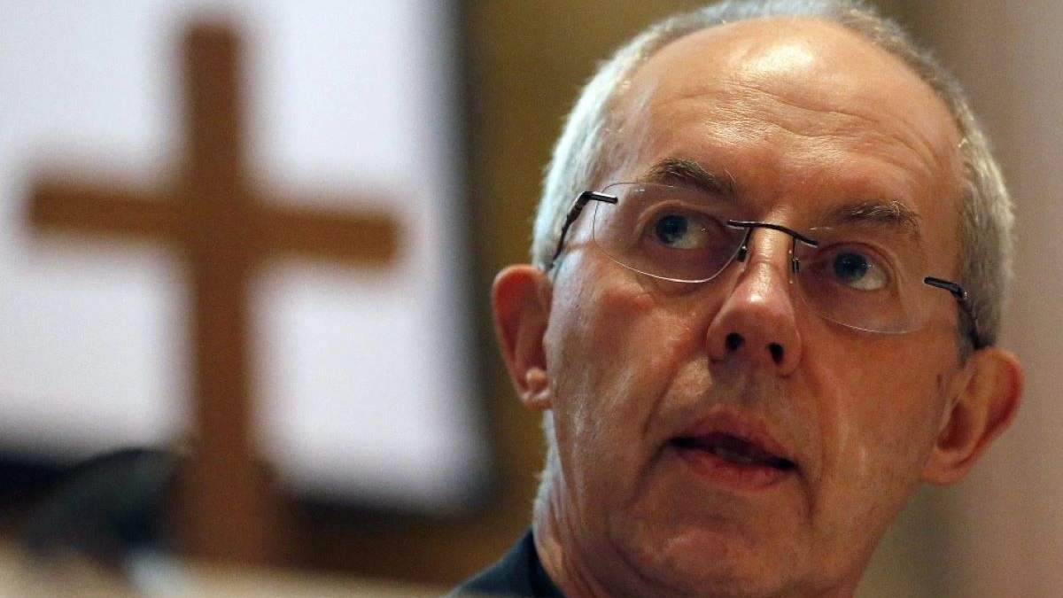 El arzobispo de Canterbury, Justin Welby, habla ante los medios en una conferencia de prensa en Canterbury, Inglaterra, el lunes 15 de enero de 2016