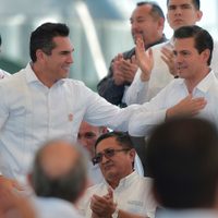 Peña anuncia inversión de 50 mmdp en zonas económicas especiales