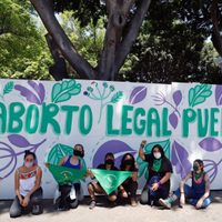 Poblanas viajan a la CDMX para abortar porque en su entidad se mantiene la criminalización