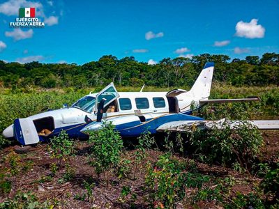 Ejército intercepta aeronave con más de 400 kilogramos de cocaína en Campeche