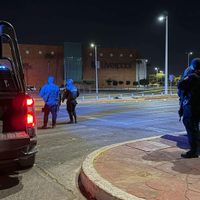 Dejan cabeza humana en plaza comercial de Culiacán