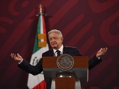 Si Corte invalida incorporación de GN a Sedena se da continuidad a política de García Luna: AMLO
