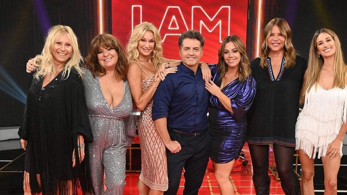 Ángel de Brito y las panelistas de "LAM". Fuente: (Instagram)