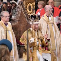 Carlos III, coronado rey en un ritual de hace más de mil años; así fue la ceremonia