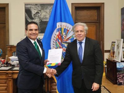Aureoles pide a Almagro que la OEA no abandone a México ante riesgo de narcoestado