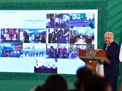 AMLO y Gutiérrez Müller narran retorno de su hijo a clases: “tomó un Chocomilk y partió"