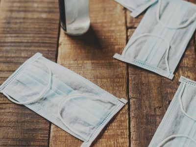 Coronavirus: así cierra una semana de cese de obligaciones y administraciones de la vacuna
