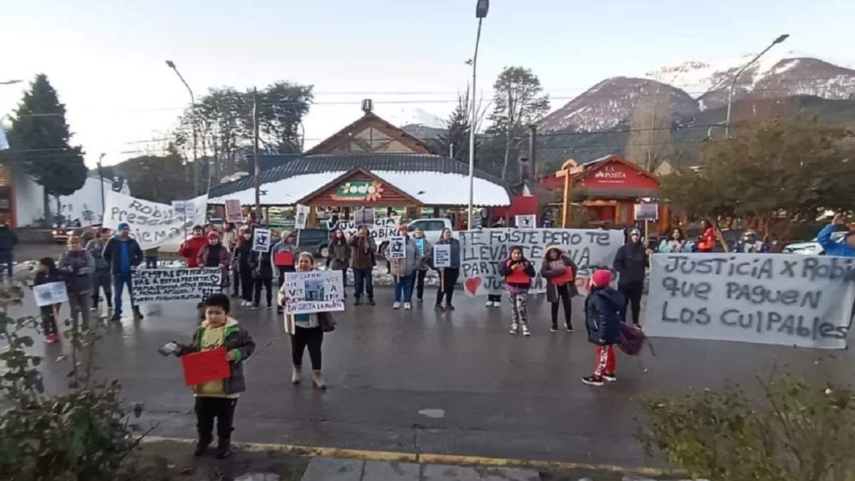 Piden justicia por Robinson Gatica. Fuente: (Diario Andino)