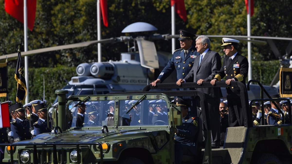 El presidente y Fuerzas Armadas