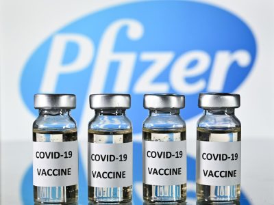Sospechan que la negociación con Pfizer "se cayó" por cobro de coimas de funcionarios del Gobierno