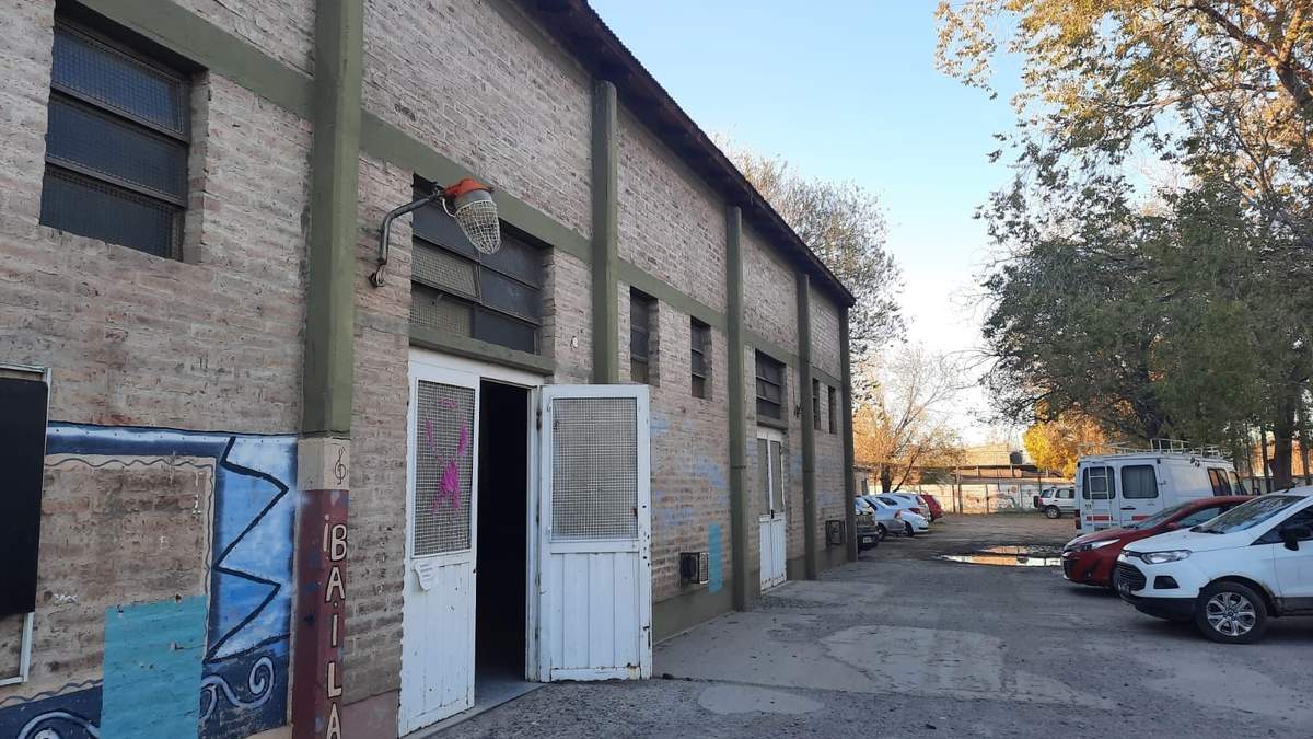 Escuela 294 del barrio Anai Mapu de Cipolletti. Fuente: (Facebook)