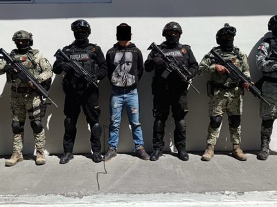 Detienen a hombre relacionado con crímenes en Pesquería