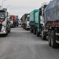 Los bloqueos de transportistas se extienden desde el Alto Valle al Valle Medio