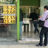 El peso alcanza su peor nivel desde marzo; dólar se intercambia en $19.75