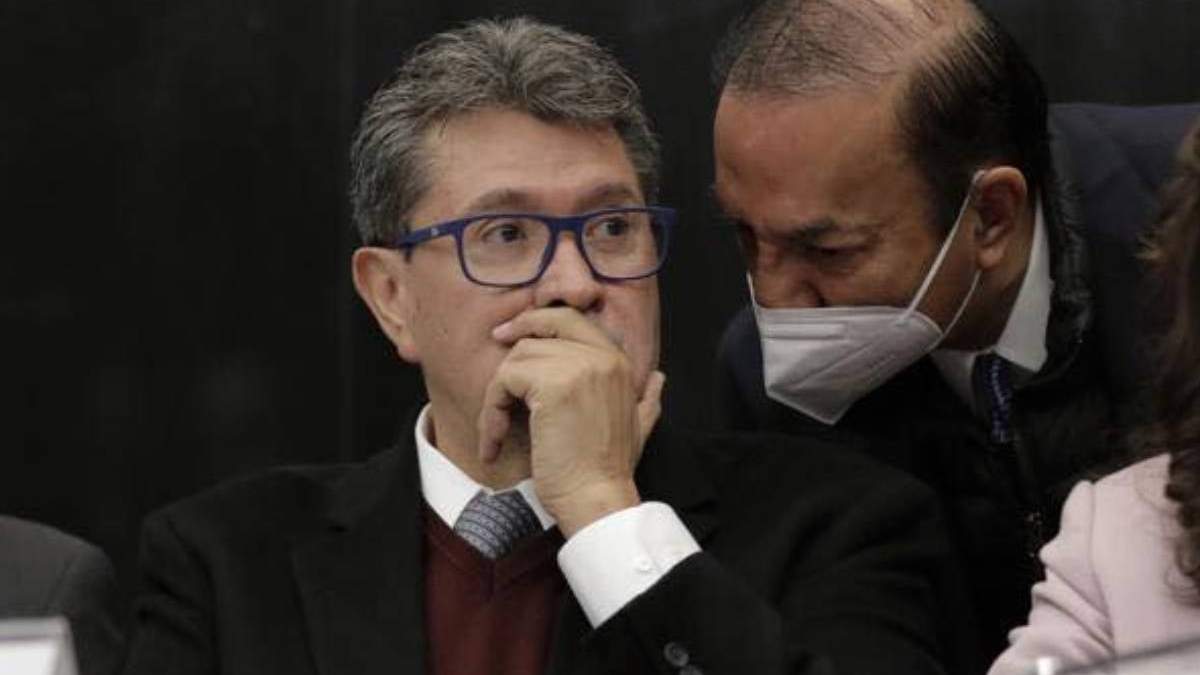 Ricardo Monreal y su asesor José Manuel del Río Virgen